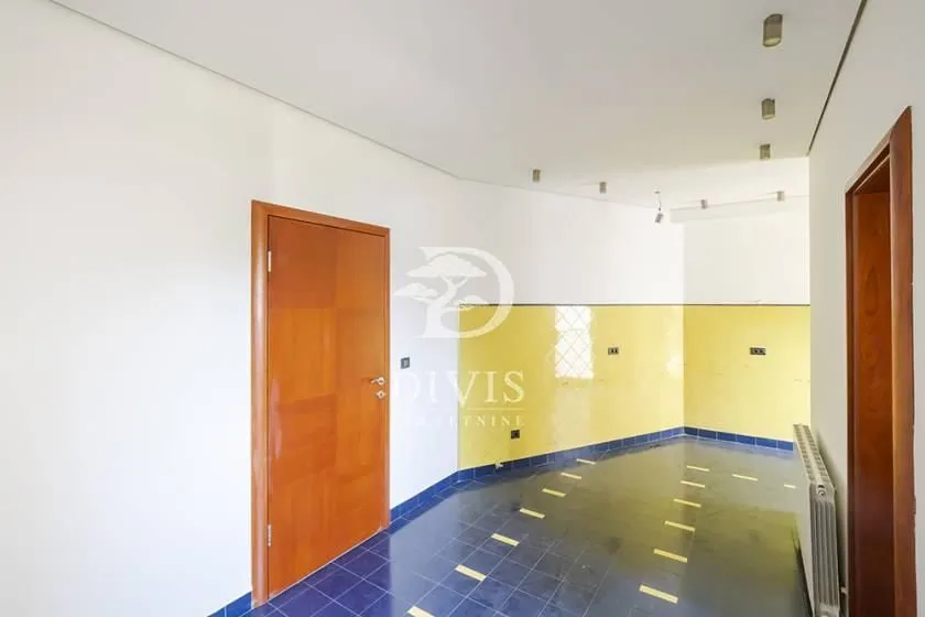 Prodaja, četvorosoban stan, 286m², Dedinje Sve Podlokacije, Beograd