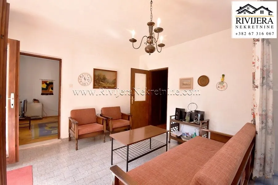 Sale, two bedroom apartment, 54m², Centar, Herceg Novi