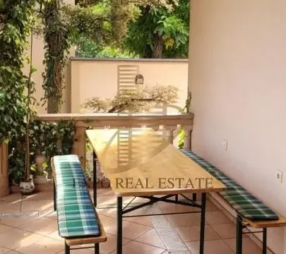 Izdavanje, poslovni prostor, 450m², Bulevar Evrope, Novi Sad Sve Podlokacije - image 2