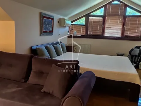 Prodaja, kuća, 221m², Jajinci, Voždovac Sve Podlokacije - image 16