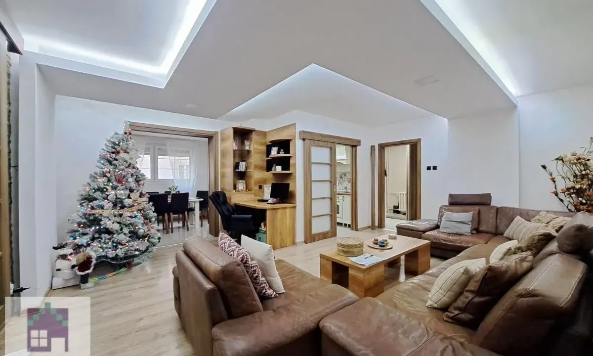 Prodaja, četvorosoban stan, 114m², Obrenovac, Beograd
