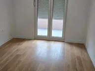 Izdavanje, jednosoban stan, 50m², Central Point, Podgorica - image 1