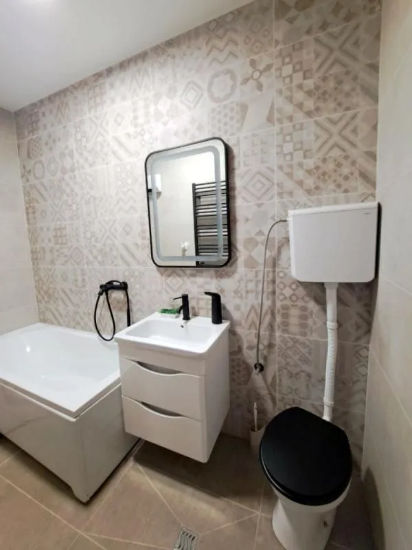 Prodaja, dvosoban stan, 77m², Tivat, Crna Gora