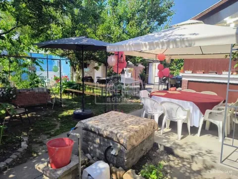 Prodaja, kuća, 123m², Ker, Subotica - image 18