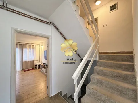 Izdavanje, kuća, 200m², Tološi, Podgorica - image 10