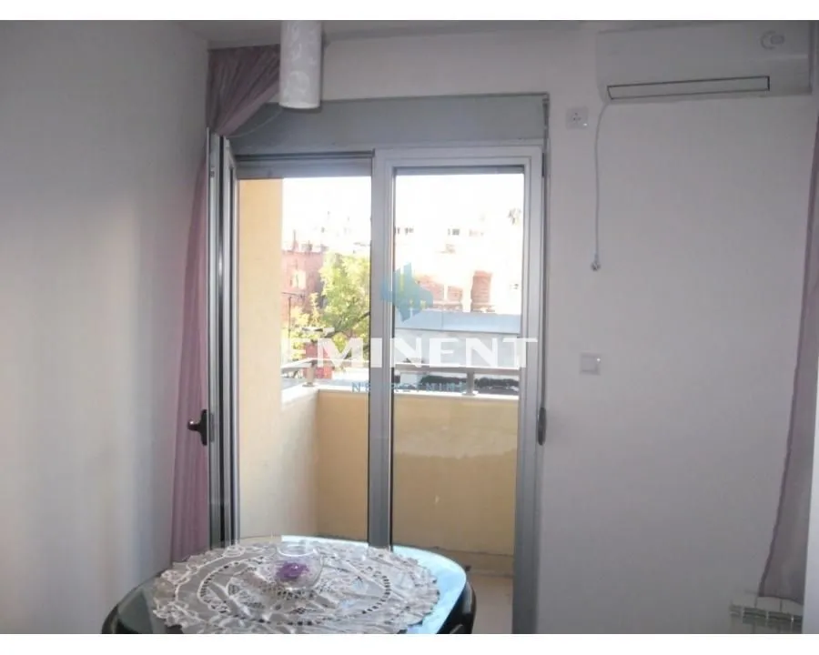 Rent, apartment, 32m², Vračar Sve Podlokacije, Beograd