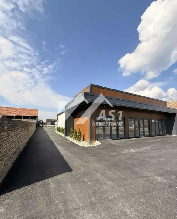 Rent, office space, 280m², Kisač, Novi Sad Sve Podlokacije