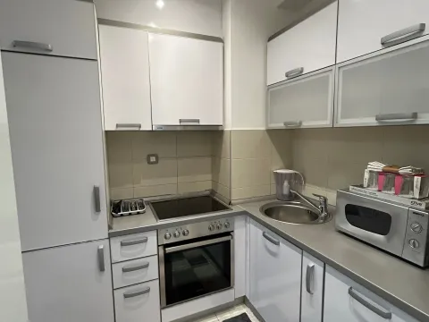 Stan in Stari Aerodrom