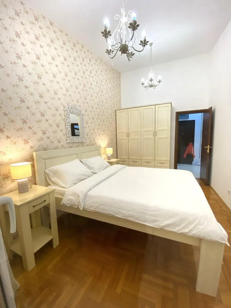 Izdavanje, jednosoban stan, 52m², City Kvart, Podgorica