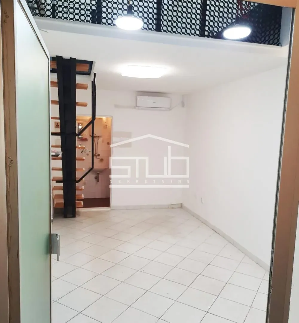 Sale, office space, 23m², Banovo Brdo, Beograd