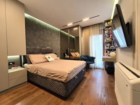 Prodaja, stan, 194m², Pobrežje, Podgorica - image 8