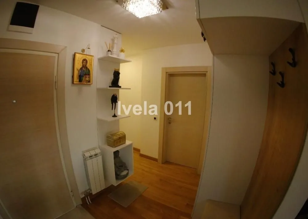 Prodaja, četvorosoban stan, 102m², Voždovačka Crkva, Voždovac Sve Podlokacije