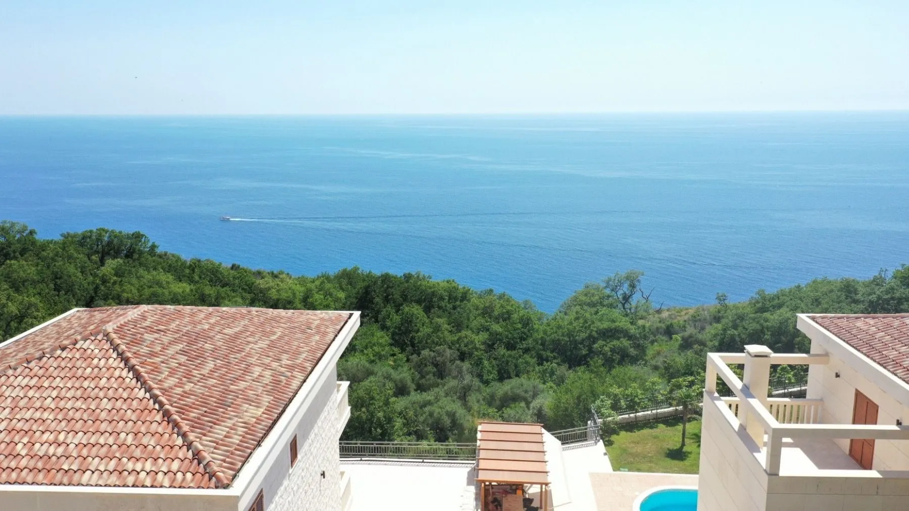 Sale, house, 605m², Reževići, Budva