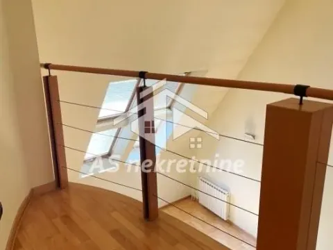 Izdavanje, stan, 207m², Kalenić Pijaca, Vračar Sve Podlokacije - image 15