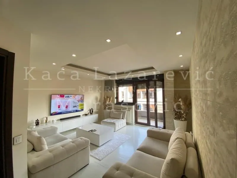 Prodaja, dvosoban stan, 54m², Vračar Hram, Vračar Sve Podlokacije