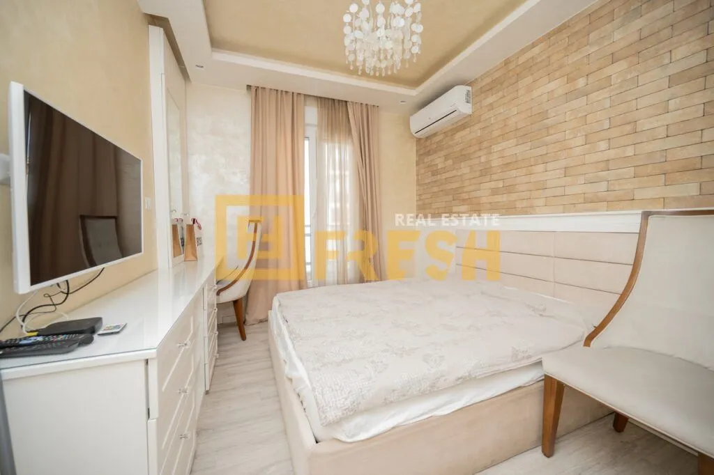Prodaja, trosoban stan, 180m², City Kvart, Podgorica