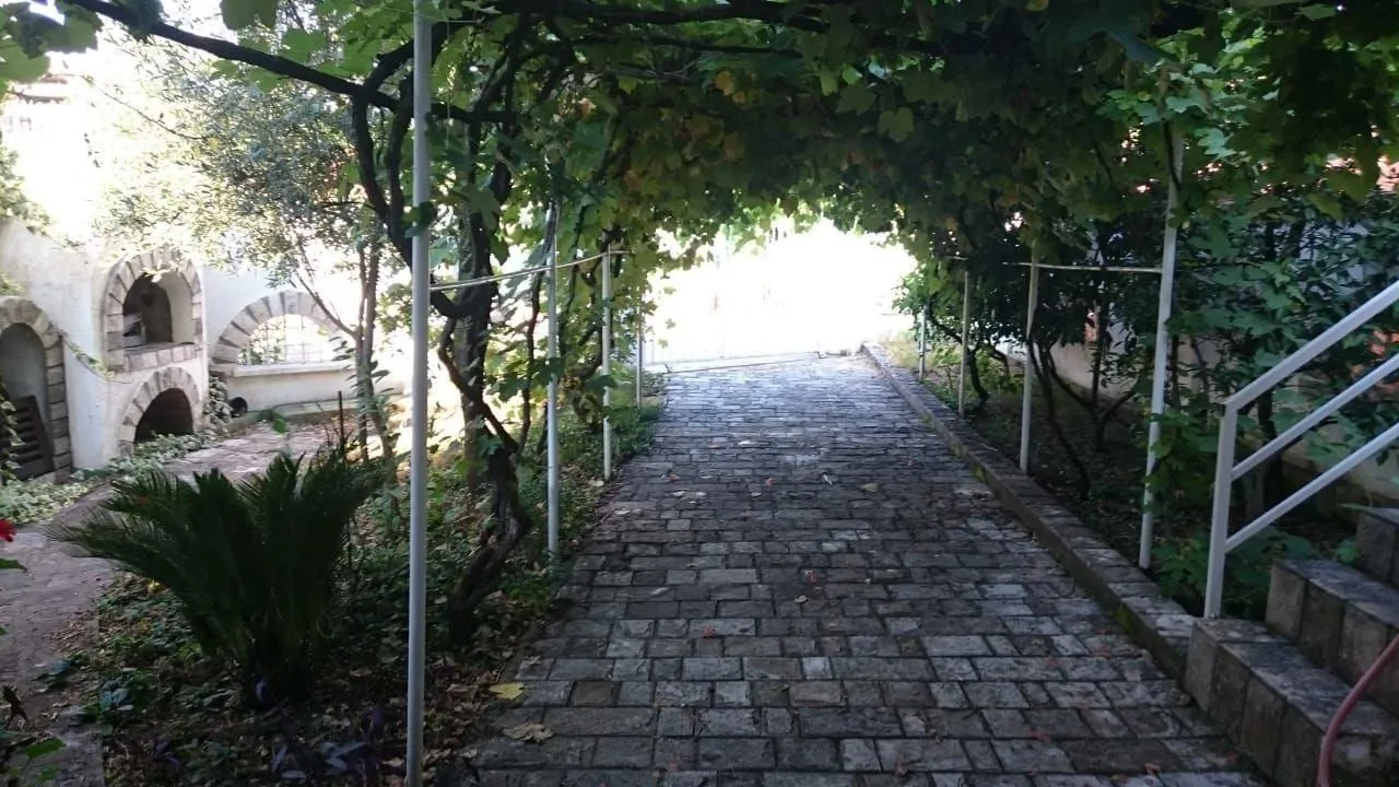Sale, house, 160m², Utjeha, Ulcinj