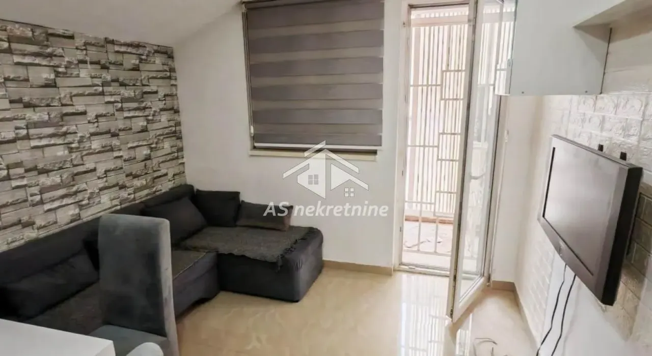 Rent, apartment, 48m², Čukarica, Beograd