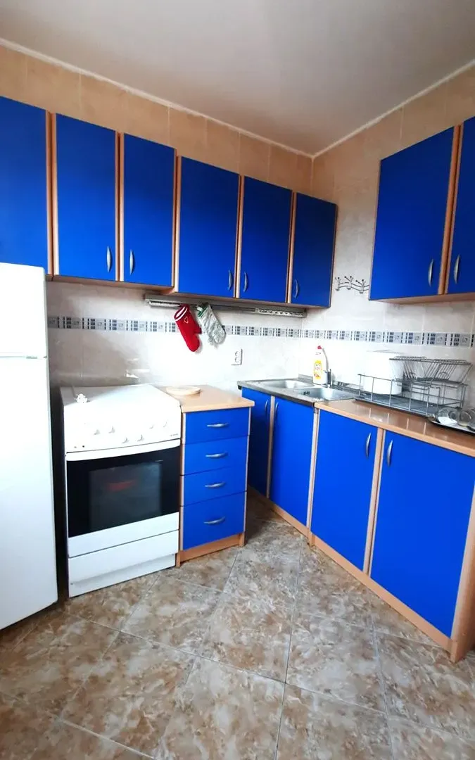 Izdavanje, dvosoban stan, 61m², Autokomanda, Voždovac Sve Podlokacije