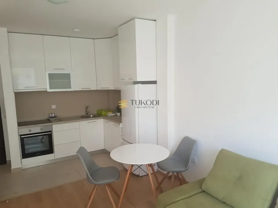 Rent, one bedroom apartment, 40m², Vukov Spomenik, Zvezdara Sve Podlokacije