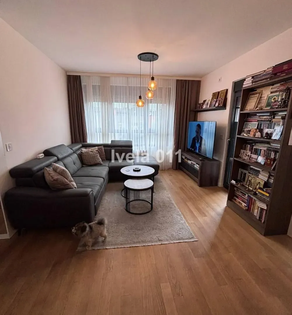 Prodaja, trosoban stan, 61m², Šumice, Beograd