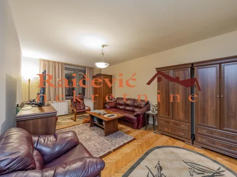 Sale, four bedroom apartment, 104m², Gradska Bolnica, Zvezdara Sve Podlokacije