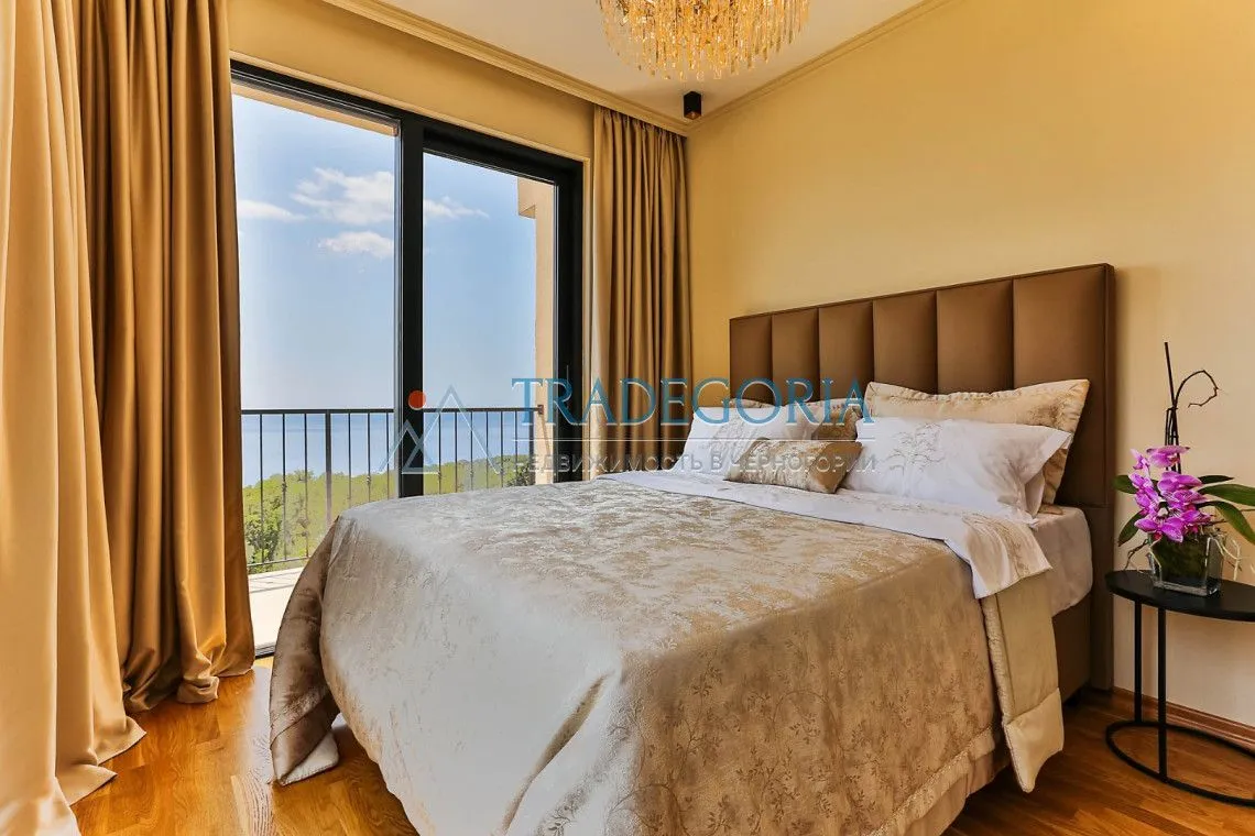 Prodaja, kuća, 223m², Reževići, Budva