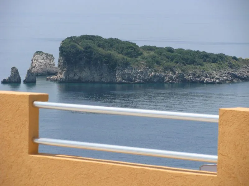 Sale, house, 384m², Utjeha, Bar
