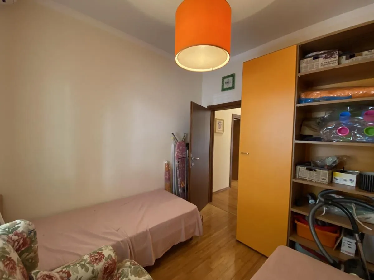 Prodaja, dvosoban stan, 90m², Risan, Kotor