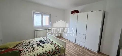 Rent, three bedroom apartment, 69m², Jajinci, Voždovac Sve Podlokacije - image 13