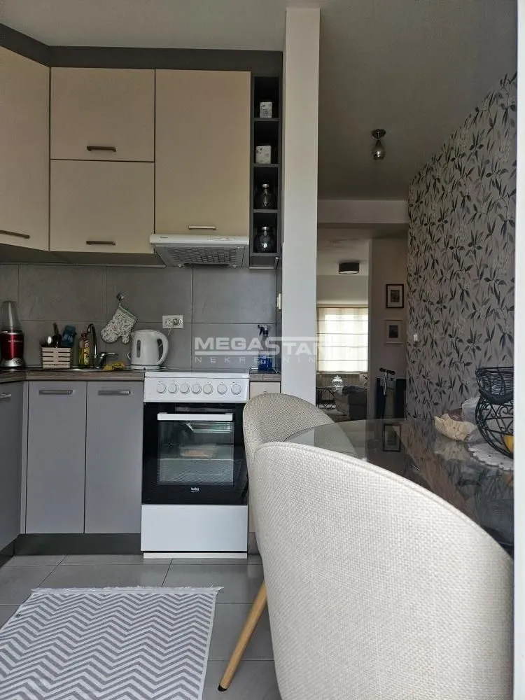 Sale, three bedroom apartment, 94m², Lion, Zvezdara Sve Podlokacije