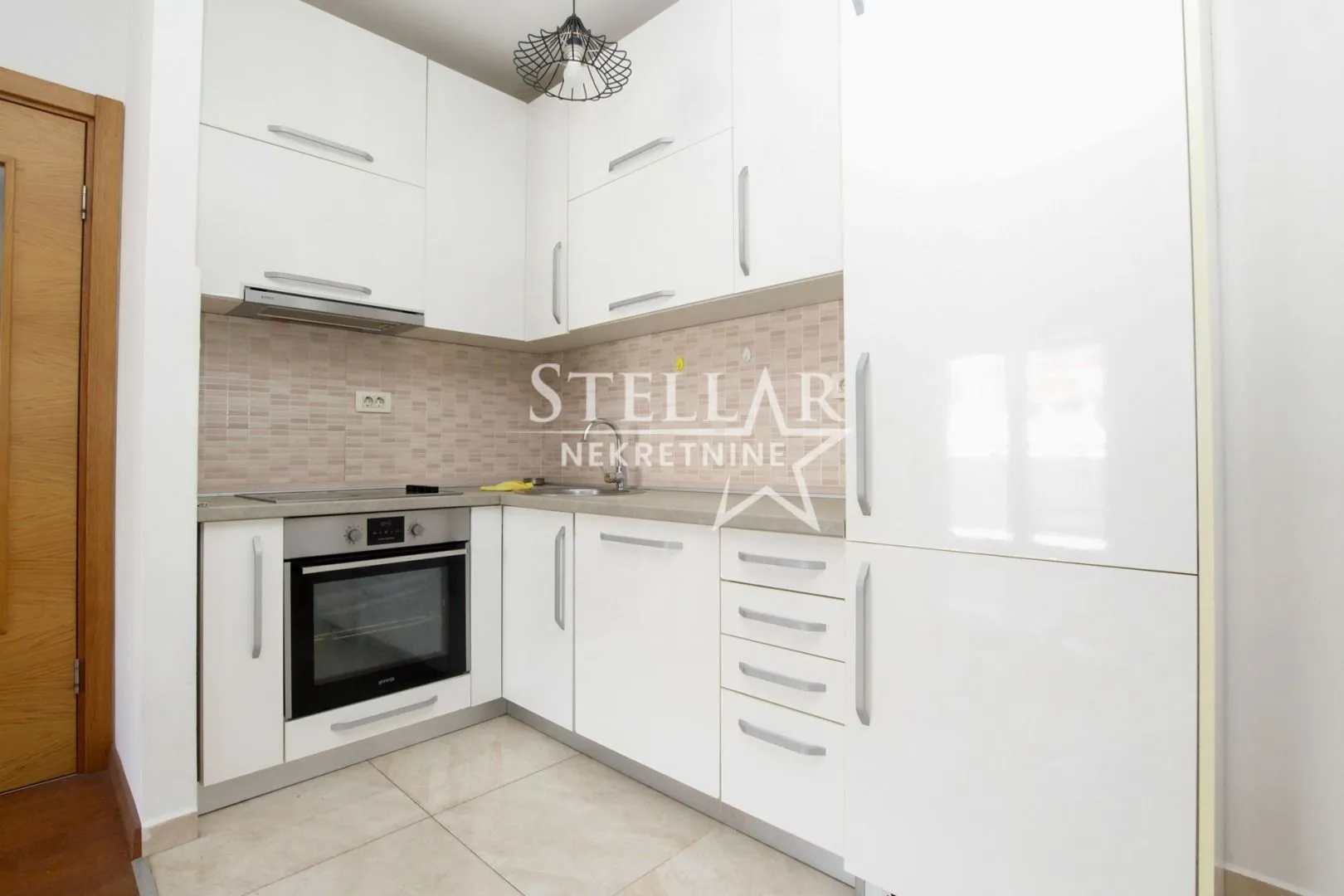 Prodaja, dvosoban stan, 65m², Ljubović, Podgorica