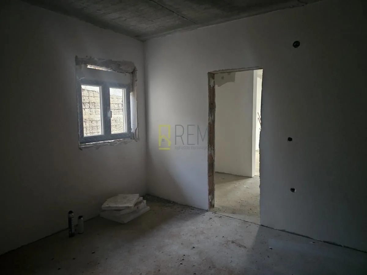 Prodaja, dvosoban stan, 60m², Kumbor, Herceg Novi