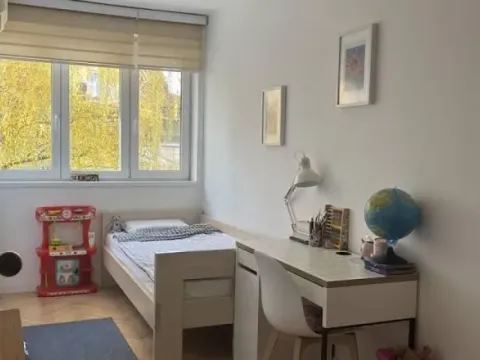 Prodaja, trosoban stan, 60m², Pasino Brdo, Voždovac Sve Podlokacije - image 1