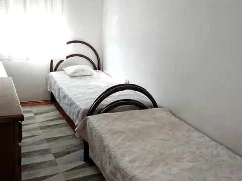 Rent, two bedroom apartment, 62m², Centar, Bar - image 10