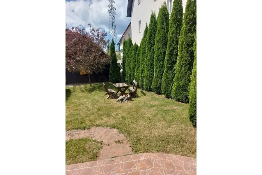 Prodaja, kuća, 160m², Kraljevi Čardaci, Kopaonik