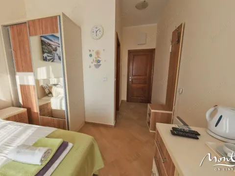 Prodaja, poslovni prostor, 1100m², Kunje, Bar - image 11