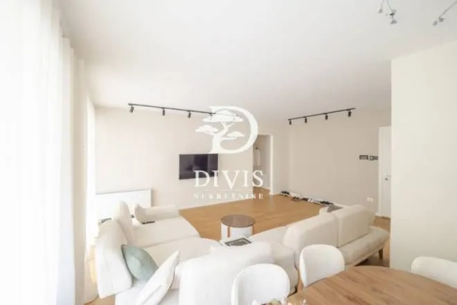 Prodaja, trosoban stan, 145m², Neimar, Vračar Sve Podlokacije