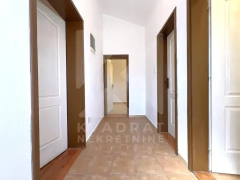 Rent, one bedroom apartment, 47m², Zlatica, Podgorica - image 8