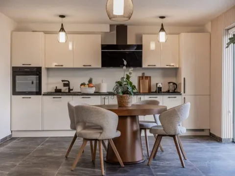 Izdavanje, kuća, 300m², Budva, Crna Gora - image 14