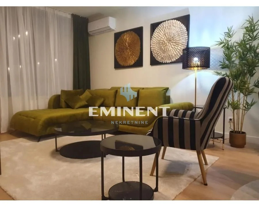 Rent, three bedroom apartment, 72m², Savski Venac, Beograd