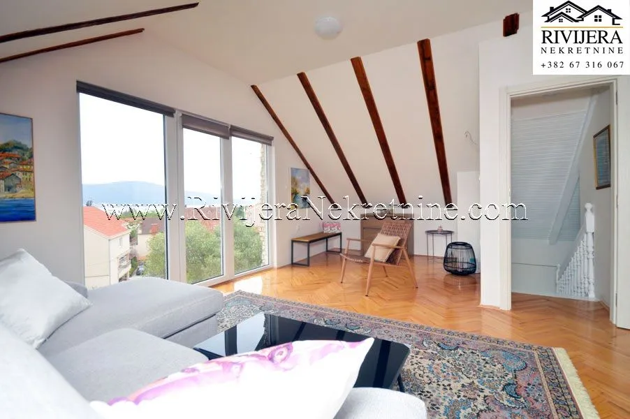 Prodaja, kuća, 130m², Centar, Tivat