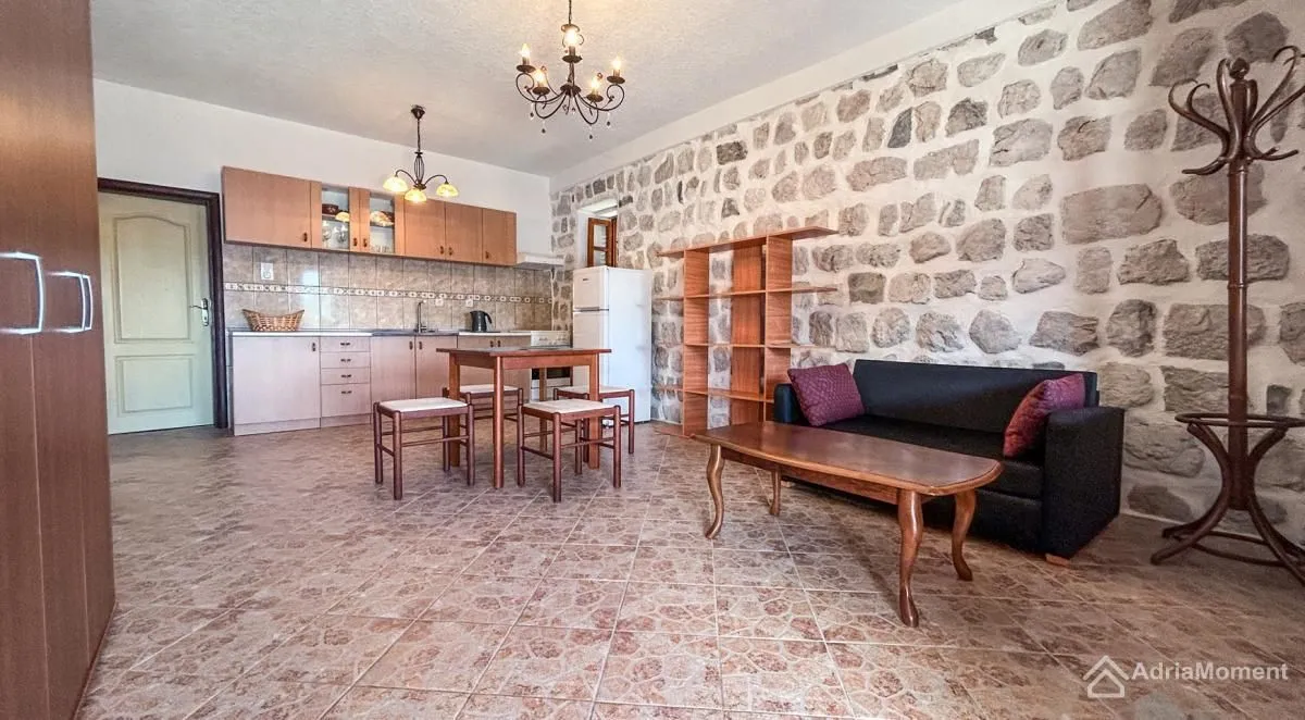 Sale, apartment, 87m², Perast, Kotor