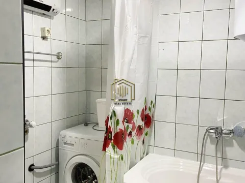 Sale, two bedroom apartment, 80m², Stari Aerodrom, Podgorica - image 11