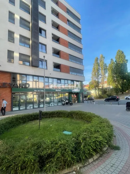 Rent, three bedroom apartment, 72m², Zeleno Brdo, Zvezdara Sve Podlokacije