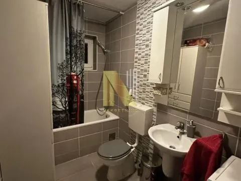 Izdavanje, trosoban stan, 59m², Bulevar patrijarha Pavla, Novi Sad Sve Podlokacije - image 8