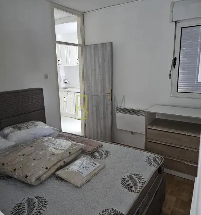 Izdavanje, jednosoban stan, 49m², Podgorica, Crna Gora