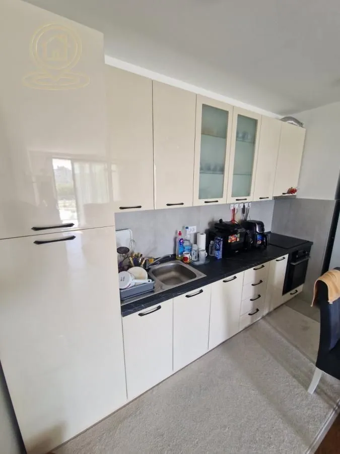 Prodaja, trosoban stan, 81m², Bulevar, Niš