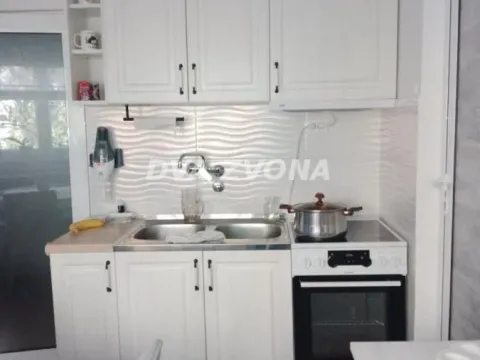 Prodaja, jednosoban stan, 32m², Detelinara, Novi Sad Sve Podlokacije - image 4