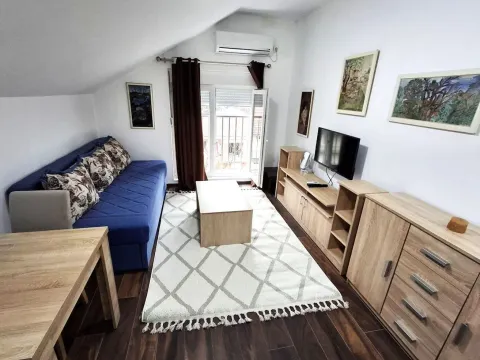 Izdavanje, stan, 25m², Dalmatinska ulica, Podgorica - image 2